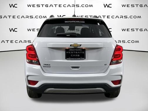 Summit White 2020 Chevrolet Trax LT