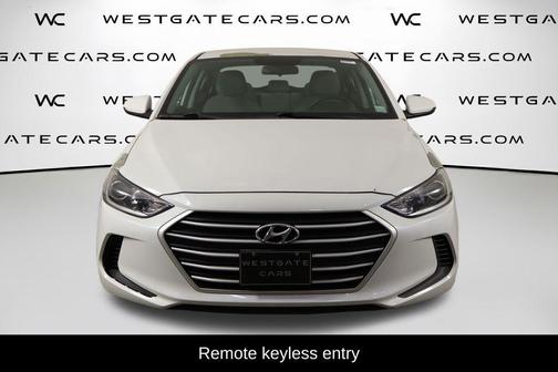 Quartz White Pearl 2017 Hyundai ELANTRA SE