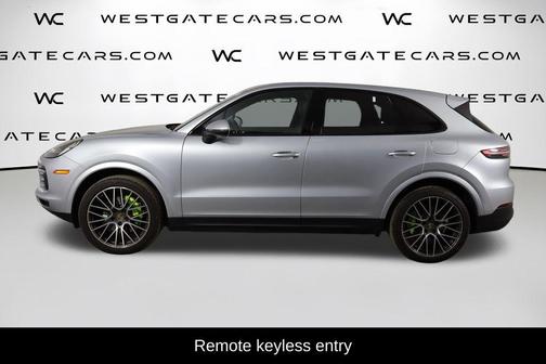 Rhodium Silver Metallic 2019 Porsche Cayenne Cayenne E-Hybrid