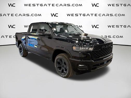 Diamond Black Crystal Pearlcoat 2026 RAM 1500 Big Horn/Lone Star