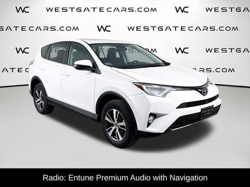 Super White 2018 Toyota RAV4 XLE