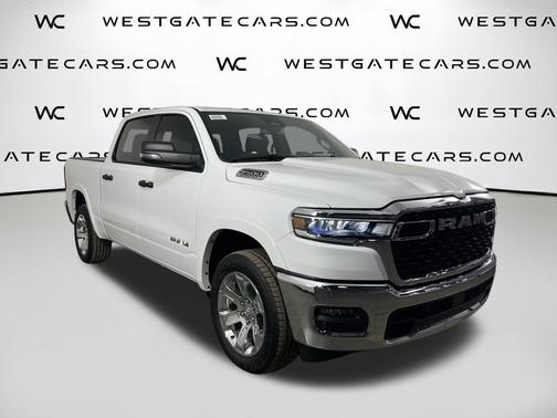 Bright White Clearcoat 2026 RAM 1500 Big Horn/Lone Star