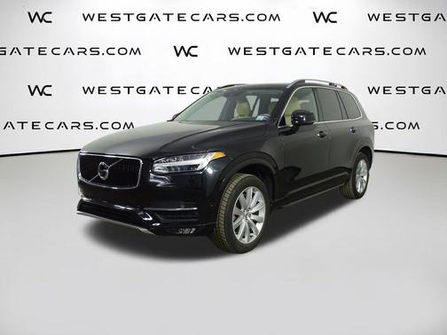 2016 Volvo XC90 T6 Momentum