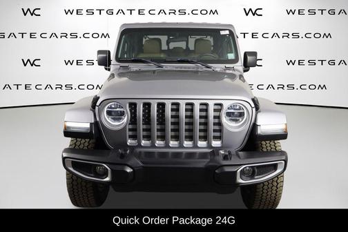 Billet Silver Metallic Clearcoat 2020 Jeep Gladiator Overland