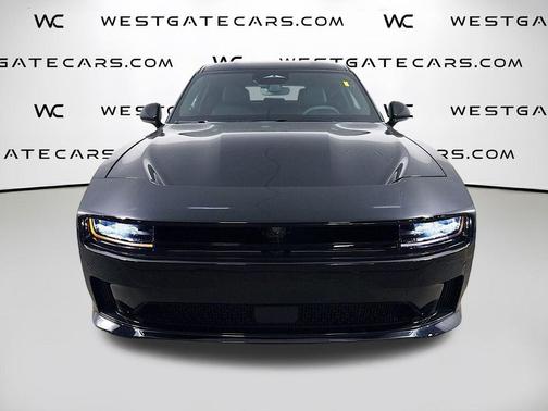 Diamond Black Crystal Pearlcoat 2025 Dodge Charger Daytona R/T