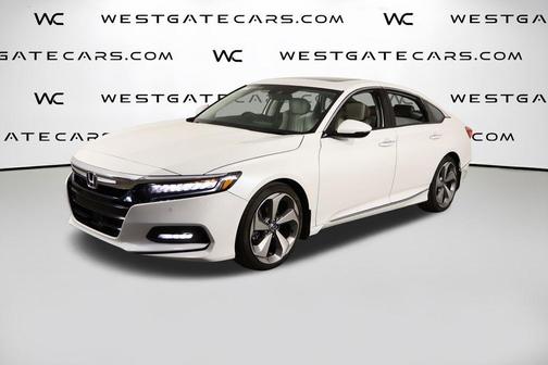 Platinum White Pearl 2018 Honda Accord Touring 2.0T