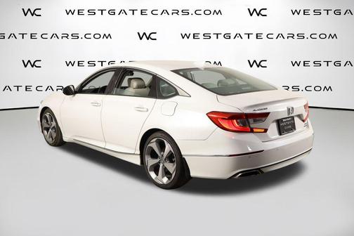 Platinum White Pearl 2018 Honda Accord Touring 2.0T