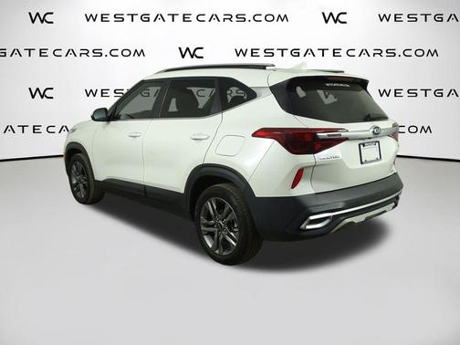 Snow White Pearl 2021 Kia Seltos S