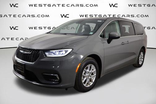 Ceramic Gray Clearcoat 2023 Chrysler Pacifica Touring L