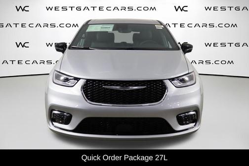 Silver Mist Clearcoat 2026 Chrysler Pacifica L