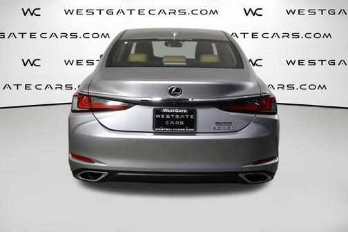 Iridium 2022 Lexus ES 350 Base