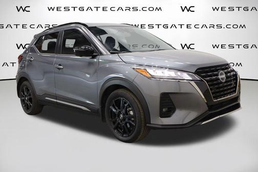 2022 Nissan Kicks SR