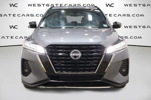 2022 Nissan Kicks SR