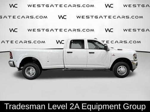 Bright White Clearcoat 2026 RAM 3500 Tradesman Crew Cab 4x4 8' Box