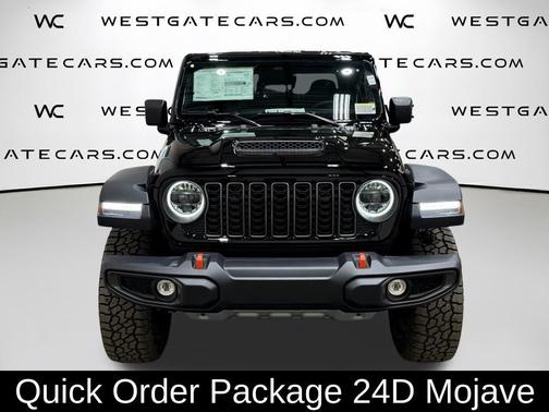 Black Clearcoat 2026 Jeep Gladiator Mojave