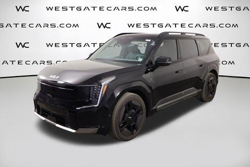 Aurora Black Pearl 2024 Kia EV9 GT-Line