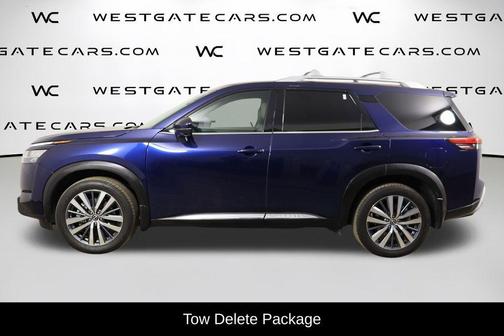 Deep Ocean Blue Pearl 2022 Nissan Pathfinder Platinum 2WD
