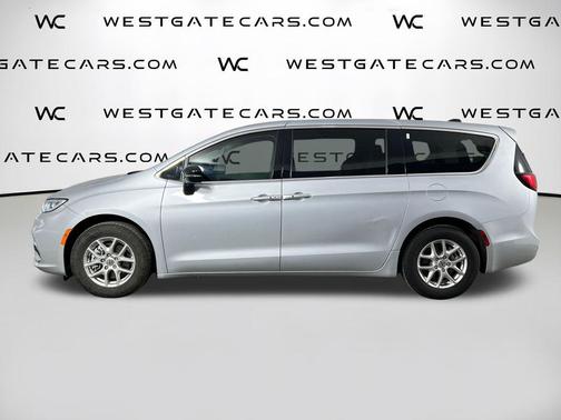 Silver Mist Clearcoat 2024 Chrysler Pacifica Touring L