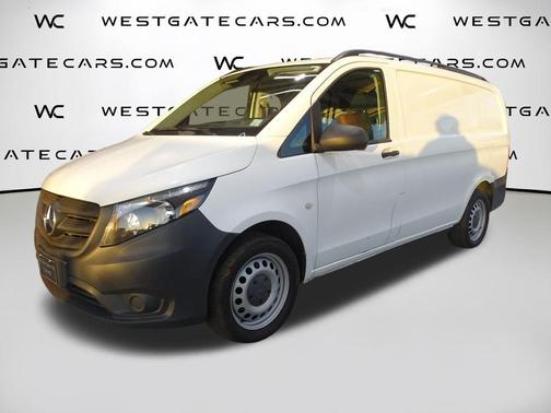 2017 Mercedes-Benz Metris Base