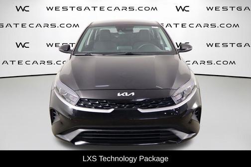Aurora Black 2023 Kia Forte LXS