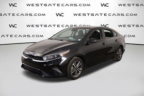Aurora Black 2023 Kia Forte LXS