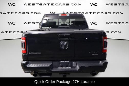 Diamond Black Crystal Pearlcoat 2022 RAM 1500 Laramie