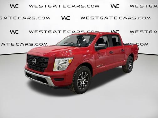2023 Nissan Titan SV