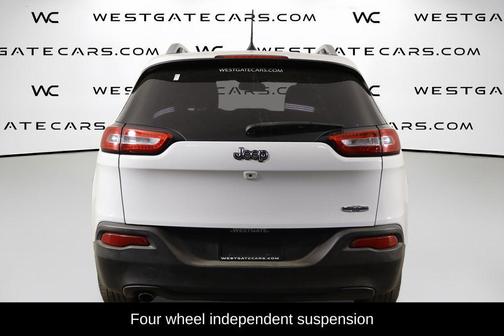 Bright White Clearcoat 2018 Jeep Cherokee Latitude Plus