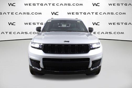 Silver Zynith 2025 Jeep Grand Cherokee L Altitude