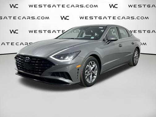 2022 Hyundai SONATA SEL