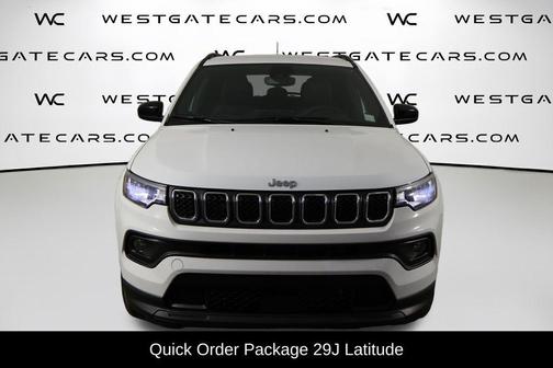 Bright White Clearcoat 2024 Jeep Compass Latitude