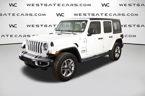 Bright White Clearcoat 2022 Jeep Wrangler Unlimited Sahara
