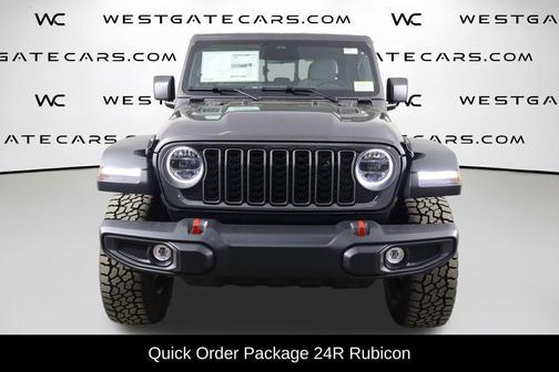 Granite Crystal Metallic Clearcoat 2026 Jeep Gladiator Rubicon