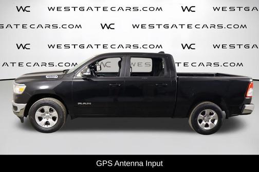 Diamond Black Crystal Pearlcoat 2022 RAM 1500 Big Horn/Lone Star