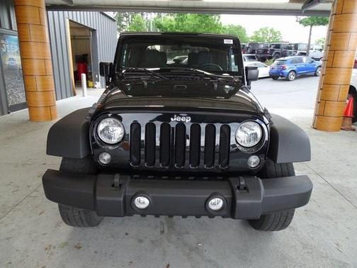 Photo 2 of 30 of 2016 Jeep Wrangler Sport