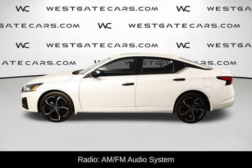 Pearl White Tricoat 2024 Nissan Altima SR Intelligent AWD