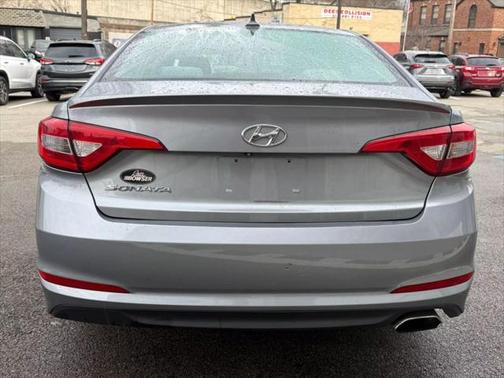 2016 Hyundai SONATA SE