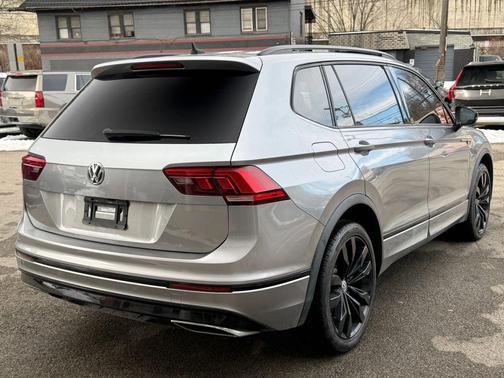 2021 Volkswagen Tiguan 2.0T SE R-Line Black 4MOTION