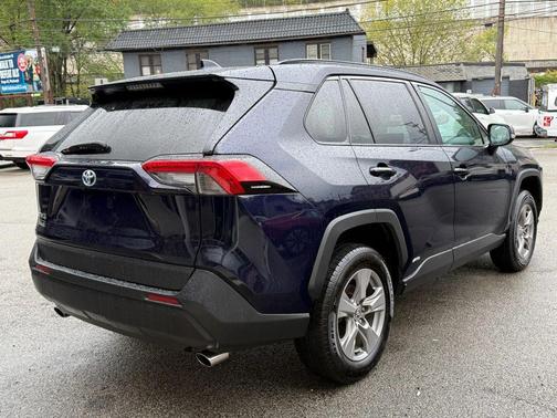 2023 Toyota RAV4 Hybrid XLE