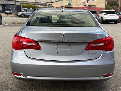 2016 Acura RLX Technology Package