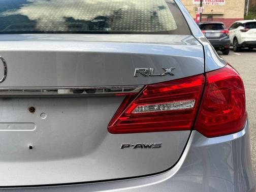 2016 Acura RLX Technology Package