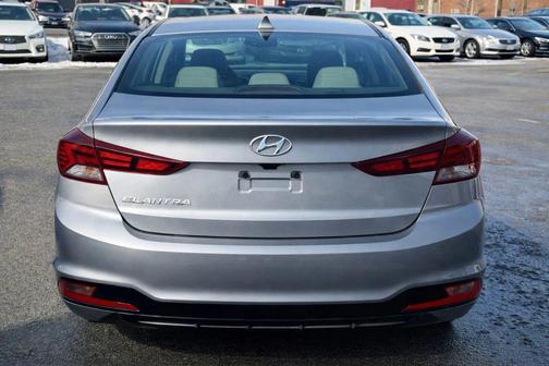 2020 Hyundai ELANTRA Value Edition