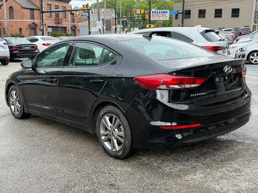 Phantom Black 2018 Hyundai ELANTRA Value Edition