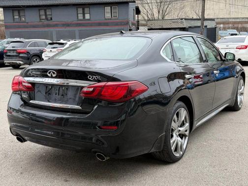 2015 INFINITI Q70L 3.7X