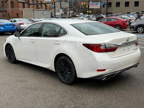 2018 Lexus ES 350 Base