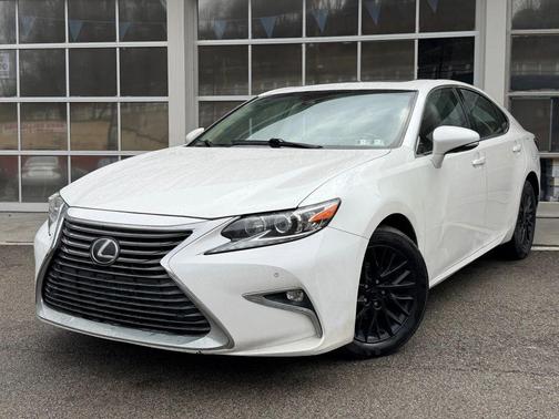 2018 Lexus ES 350 Base