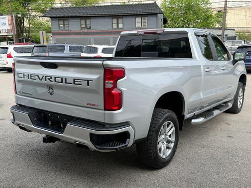 Silver Ice Metallic 2019 Chevrolet Silverado 1500 RST