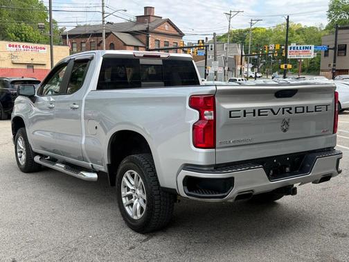 Silver Ice Metallic 2019 Chevrolet Silverado 1500 RST