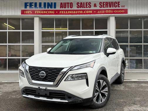 2022 Nissan Rogue SV