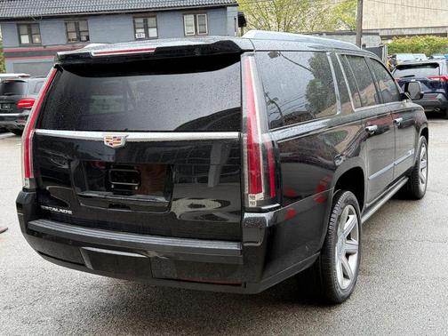 2016 Cadillac Escalade ESV Sport